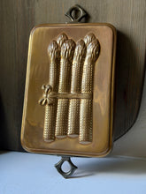 Load image into Gallery viewer, Copper Asparagus Pan
