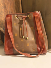Load image into Gallery viewer, Vintage Texier French Leather Shoulder Bag
