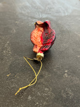 Load image into Gallery viewer, Hand Blown Thomas Pacconi Cardinals in Nest Ornament
