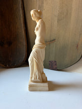 Load image into Gallery viewer, Vintage Venus de Milo Statue
