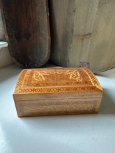 Load image into Gallery viewer, Vintage Marquetry Wood Inlay Box

