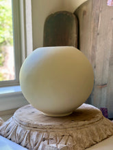 Load image into Gallery viewer, Modern Clay Vase
