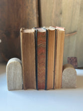 Load image into Gallery viewer, Marble Cascading Bookend Set
