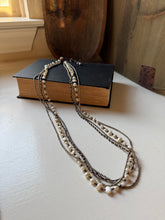 Load image into Gallery viewer, Boho Pearl Necklace

