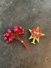 Load image into Gallery viewer, Vintage Festive Pack

