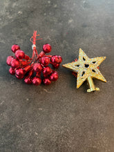 Load image into Gallery viewer, Vintage Festive Pack
