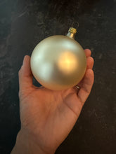Load image into Gallery viewer, Hand Painted Musical Ornament
