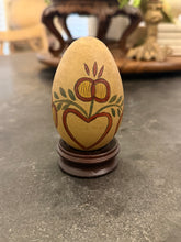 Load image into Gallery viewer, Primitive Amish Hand Painted Egg On Stand
