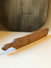 Load image into Gallery viewer, Acacia Wooden Cheese Board

